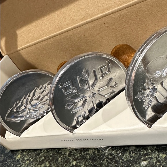 Magnolia Hearth and Hand Holiday Cookie Stamp Set of 3 with Wooden Handles new - Picture 5 of 6